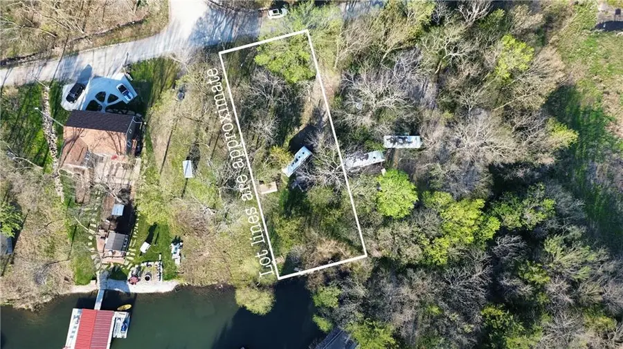 133 W Sugar Lake Drive, Mound City, KS 66056 - #2