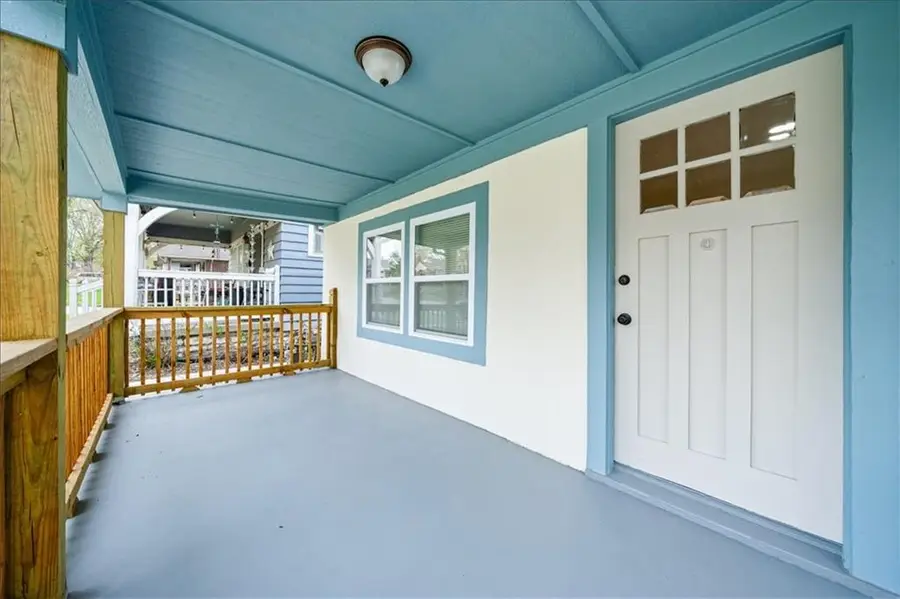 802 N 17th Street, Kansas City, KS 66102 - #3