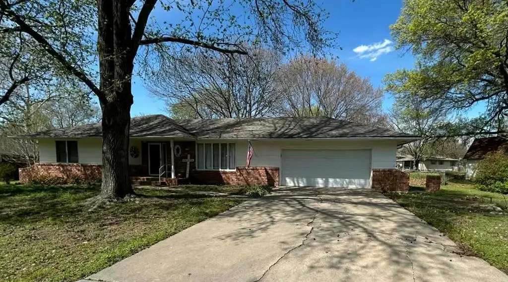 403 Fireside Drive, Arma, KS 66712 - #1