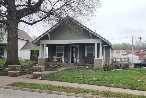 905 Parallel Street, Atchison, KS 66002