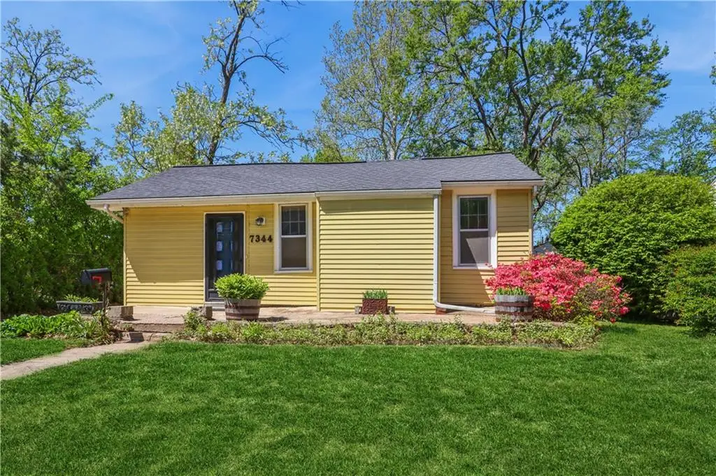 7344 Oak Street, Kansas City, MO 64114 - #1