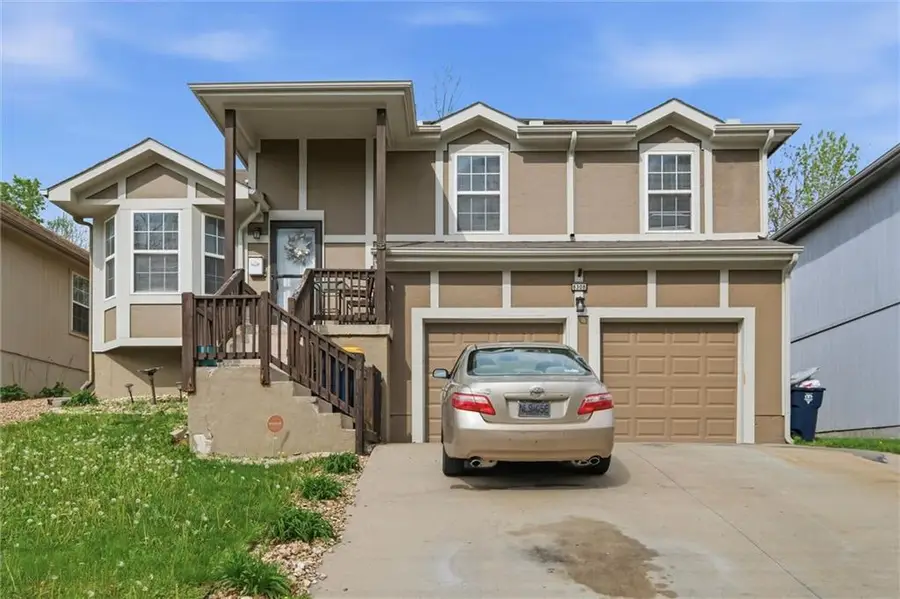 8308 Prospect Avenue, Kansas City, MO 64132 - #3