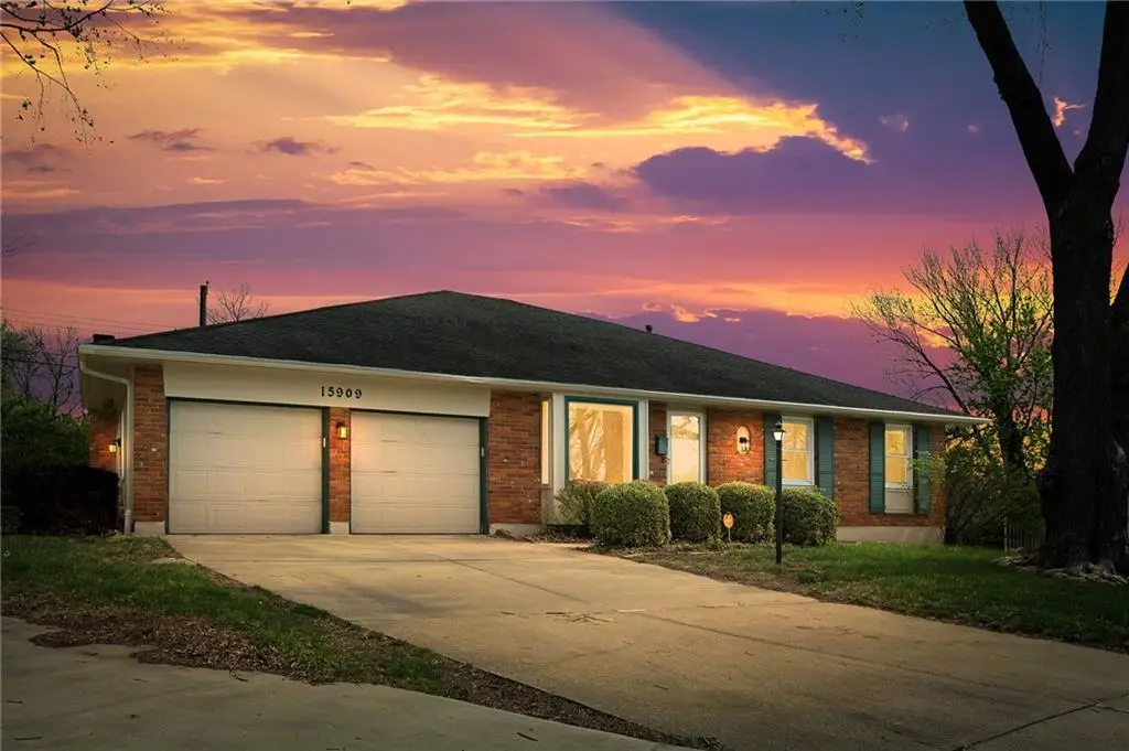 15909 E 28th Street S, Independence, MO 64055 - #1