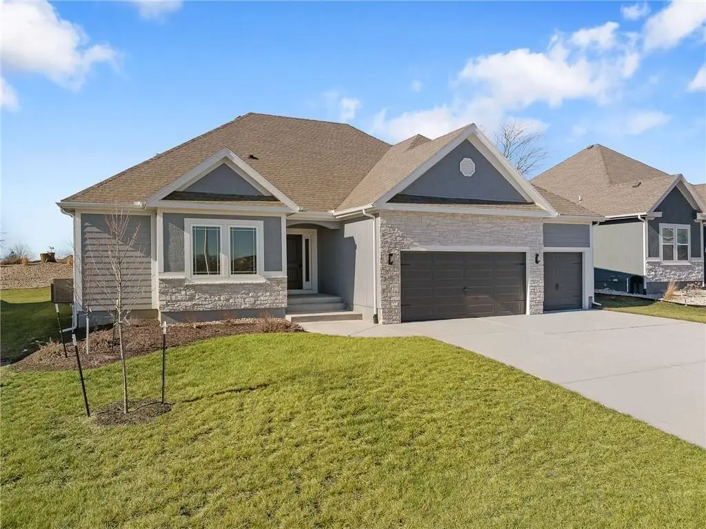 6926 NE 102nd Street, Kansas City, MO 64156 - #1