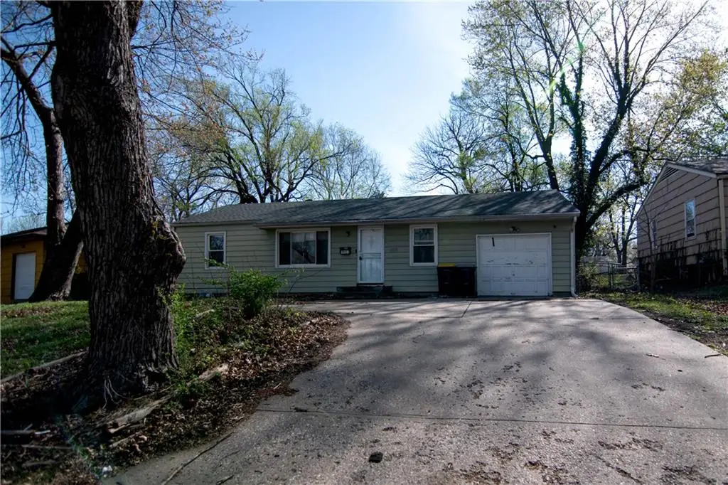 9903 Wheeling Street, Kansas City, MO 64134 - #1