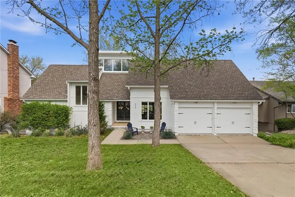 224 NW Locust Street, Lees Summit, MO 64064 - #1