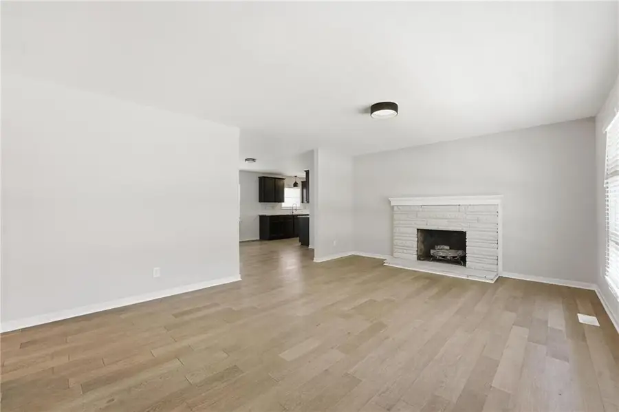 8018 Nall Avenue, Prairie Village, KS 66208 - #2