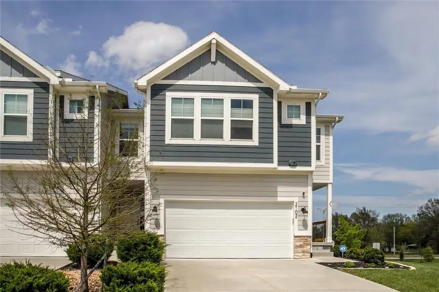 2102 SW Holdbrooks Drive, Lees Summit, MO 64082 - #2