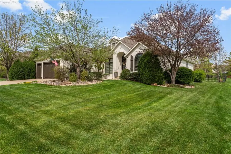 16305 Stearns Street, Overland Park, KS 66221 - #2