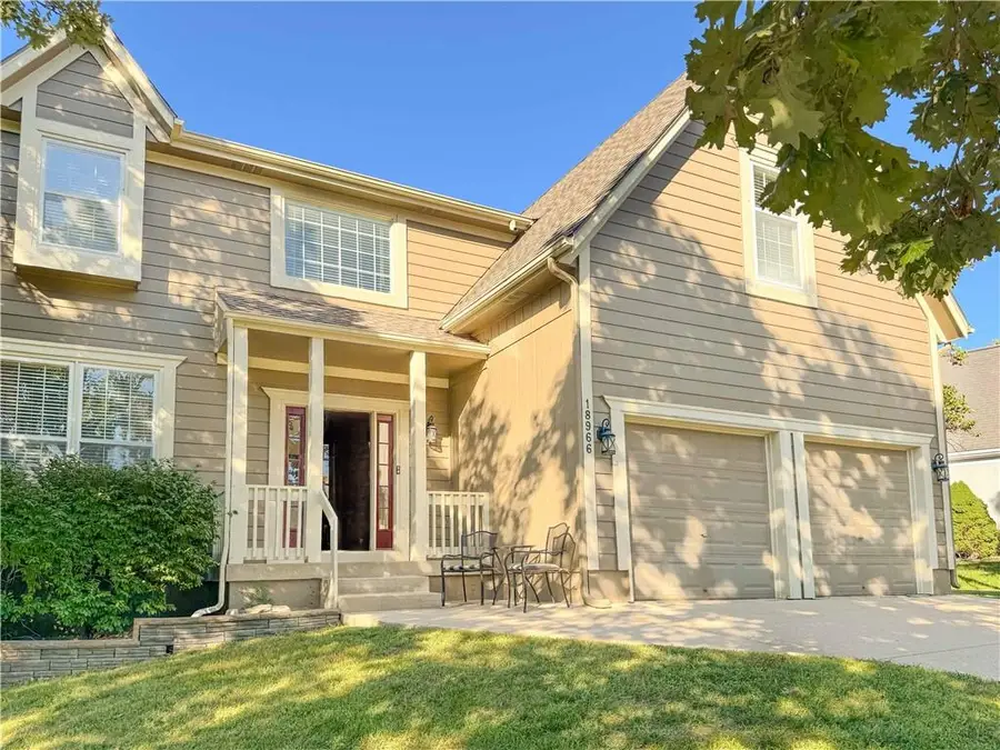 18966 W 117th Terrace, Olathe, KS 66061 - #2