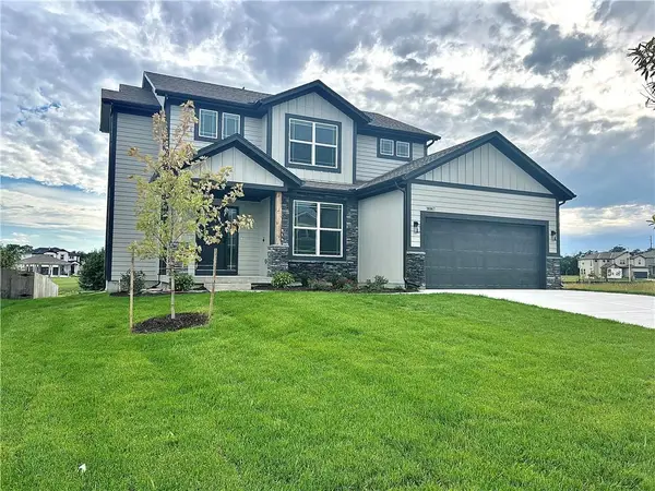 28510 W 161st Street, Gardner, KS 66030