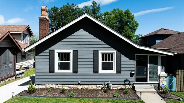6135 Holmes Street, Kansas City, MO 64110