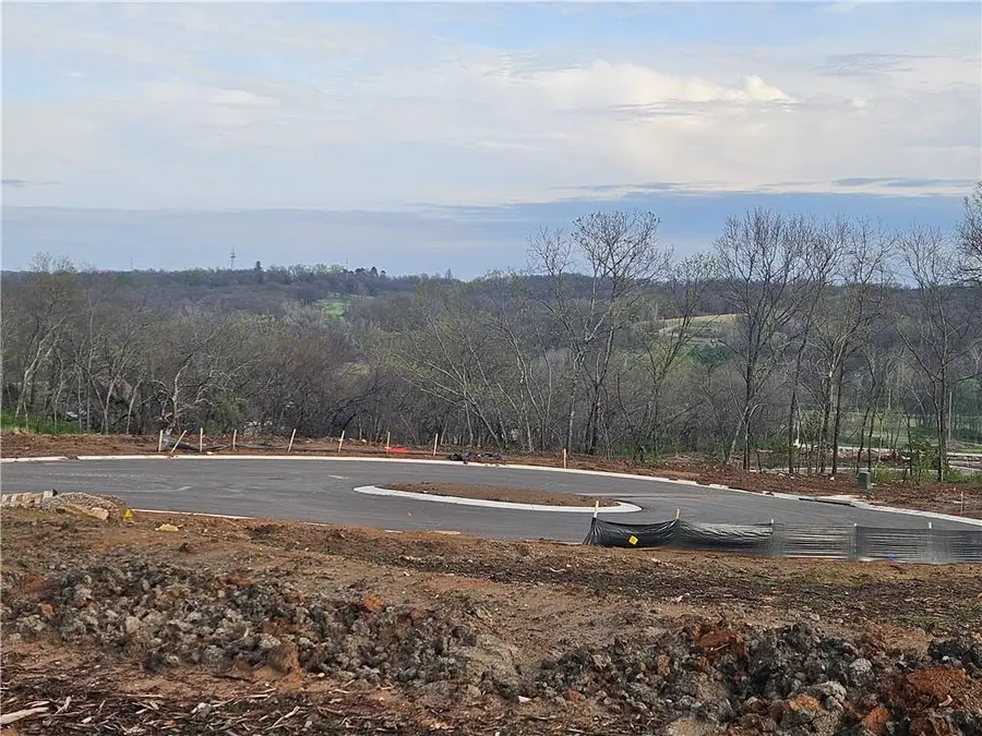 6905 Central Street, Shawnee, KS 66217 - #3