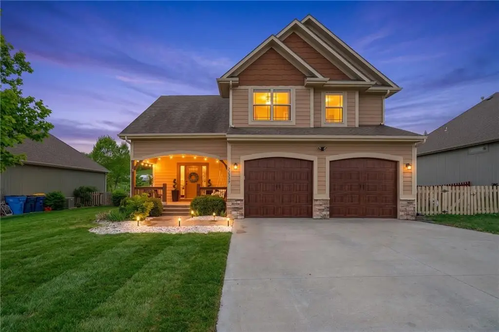 22359 W Cedar Street, Tonganoxie, KS 66086 - #1