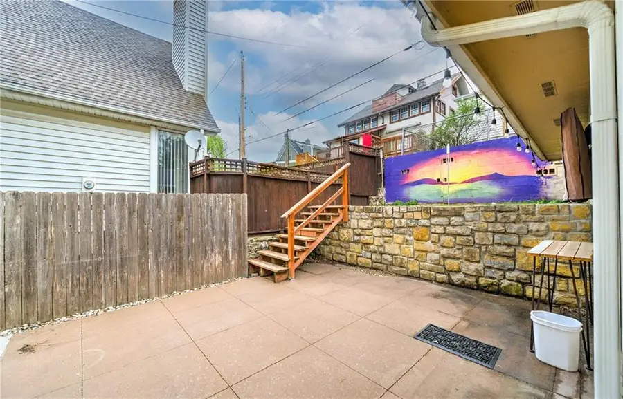 4629 Genessee Street, Kansas City, MO 64112 - #3