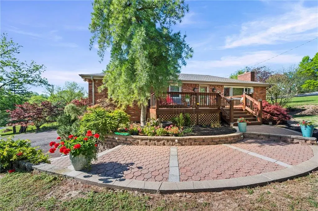 17307 E Courtney Atherton Road, Independence, MO 64058 - #1