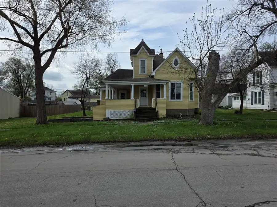 715 W 4th Street, Cameron, MO 64429 - #2