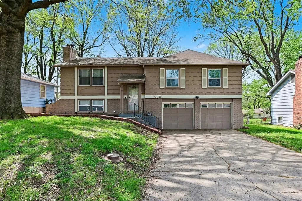 7308 Ash Avenue, Raytown, MO 64133 - #1