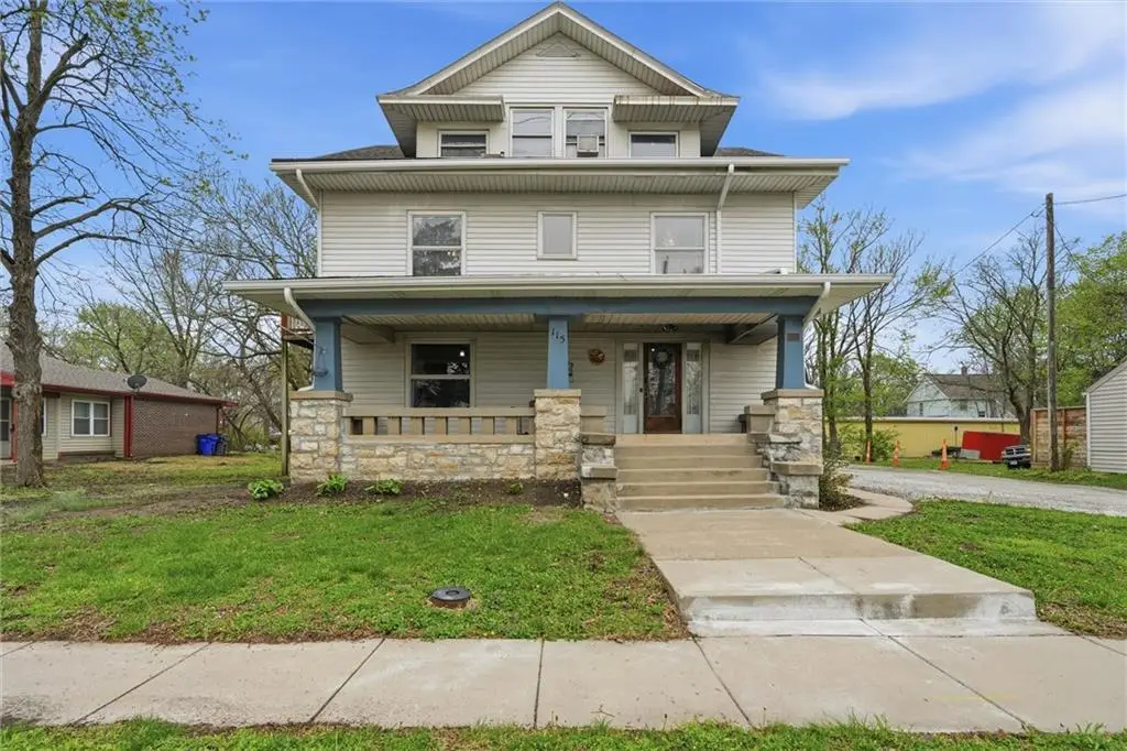 115 S Walnut Street, Olathe, KS 66061 - #1