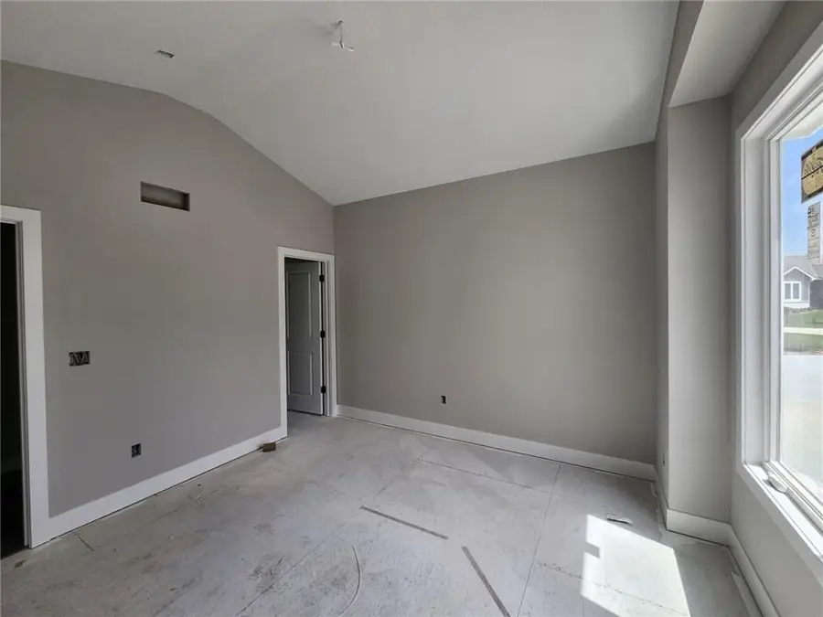 11516 S Olathe View Road, Olathe, KS 66061 - #3