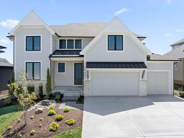 12207 W 184 Terrace, Overland Park, KS 66013