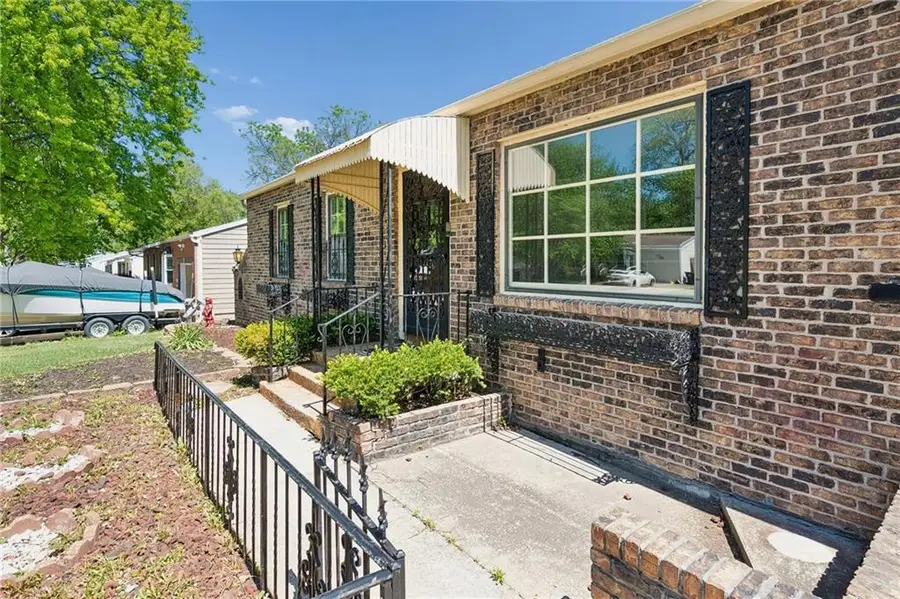 1207 N Indian Lane, Independence, MO 64056 - #2