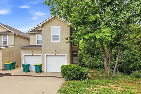 3320 N 103rd Place, Kansas City, KS 66109