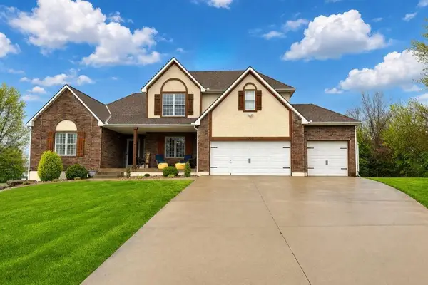 716 SW 163rd Street, Lee's Summit, MO 64082