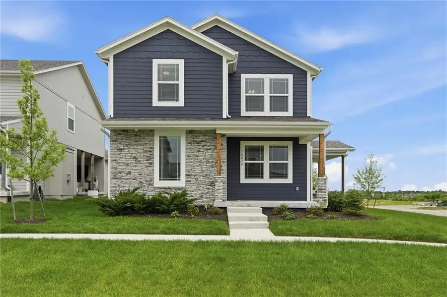 16872 W 164th Terrace, Olathe, KS 66062 - #2