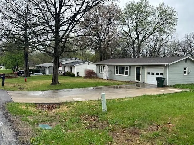 3038 Iowa Street, Leavenworth, KS 66048 - #3