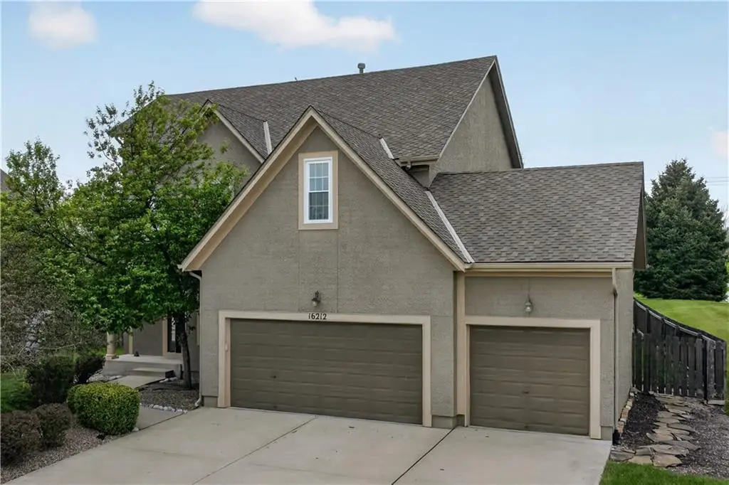 16212 S Bradley Drive, Olathe, KS 66062 - #1