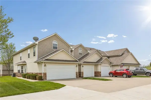 21032 Millridge Street, Spring Hill, KS 66083