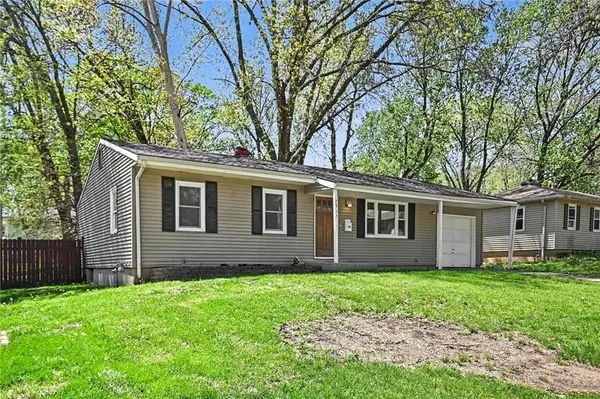 7917 56th Street, Kansas City, MO 64119