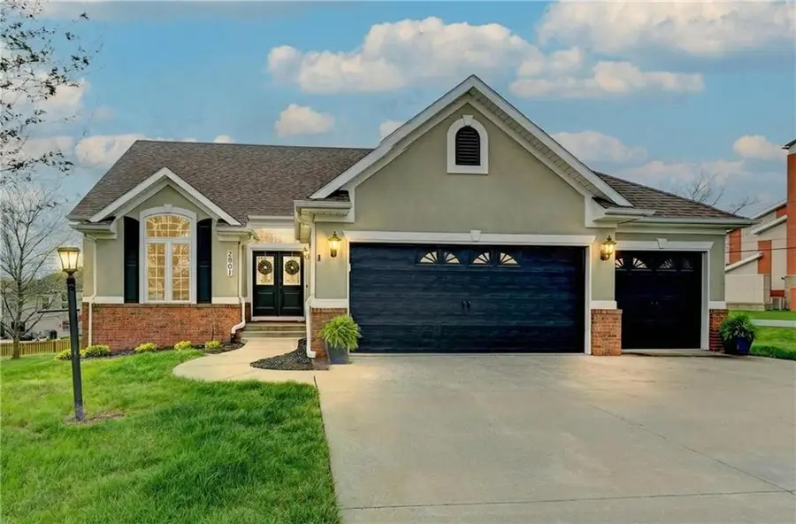 2901 Wilshire Court, Saint Joseph, MO 64506 - #3