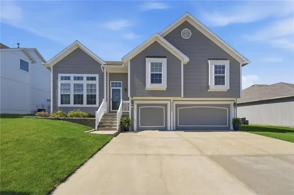 3805 NW Old Stagecoach Road, Kansas City, MO 64154