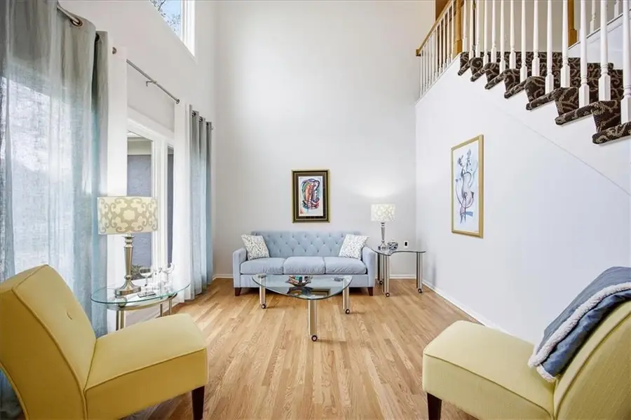 5404 W 153rd Street, Leawood, KS 66224 - #3