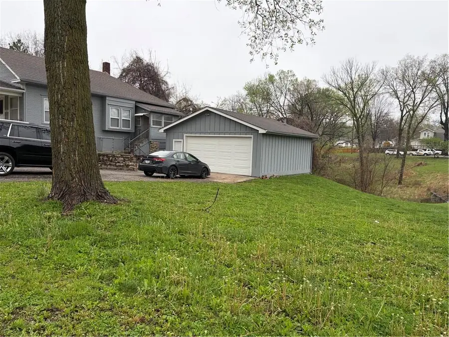 3200 Freeman Avenue, Kansas City, KS 66102 - #3