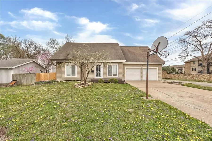 4704 El Monte Street, Roeland Park, KS 66205 - #2