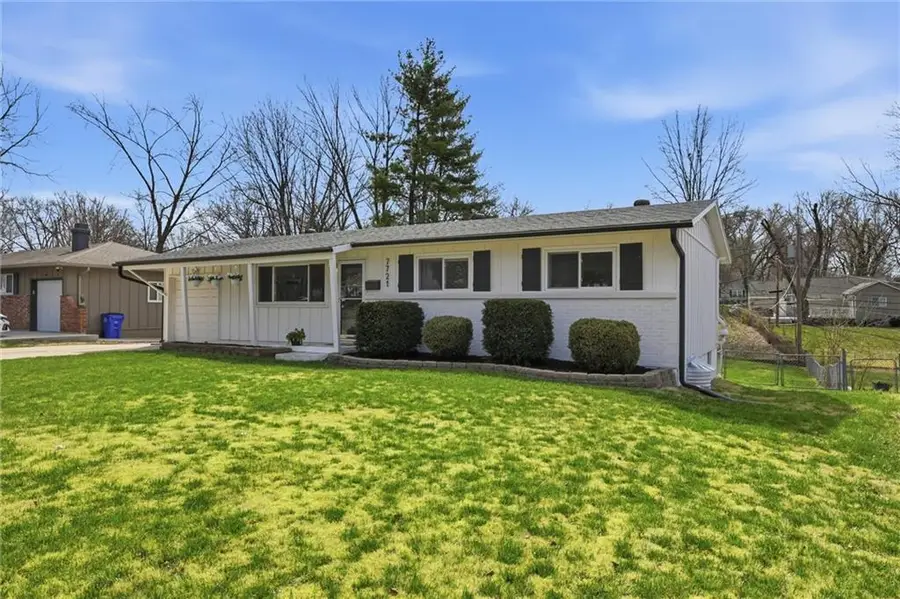 7721 W 65th Street, Overland Park, KS 66202 - #2