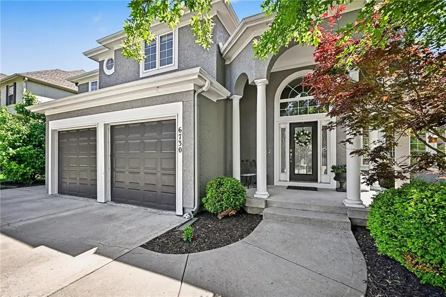 6730 Meyers Circle, Parkville, MO 64152 - #3