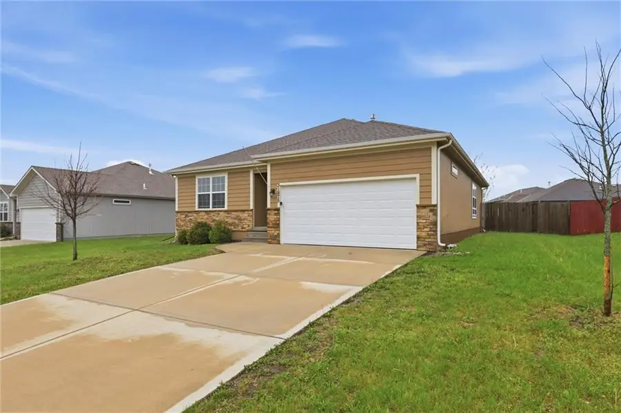 31875 W 171st Street, Gardner, KS 66030 - #3