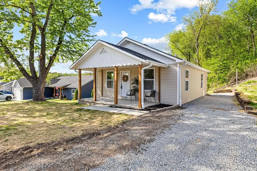 1911 Oscar Street, Saint Joseph, MO 64505 - #2