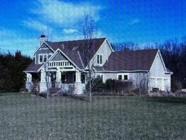 1424 N 960 Road, Lawrence, KS 66046