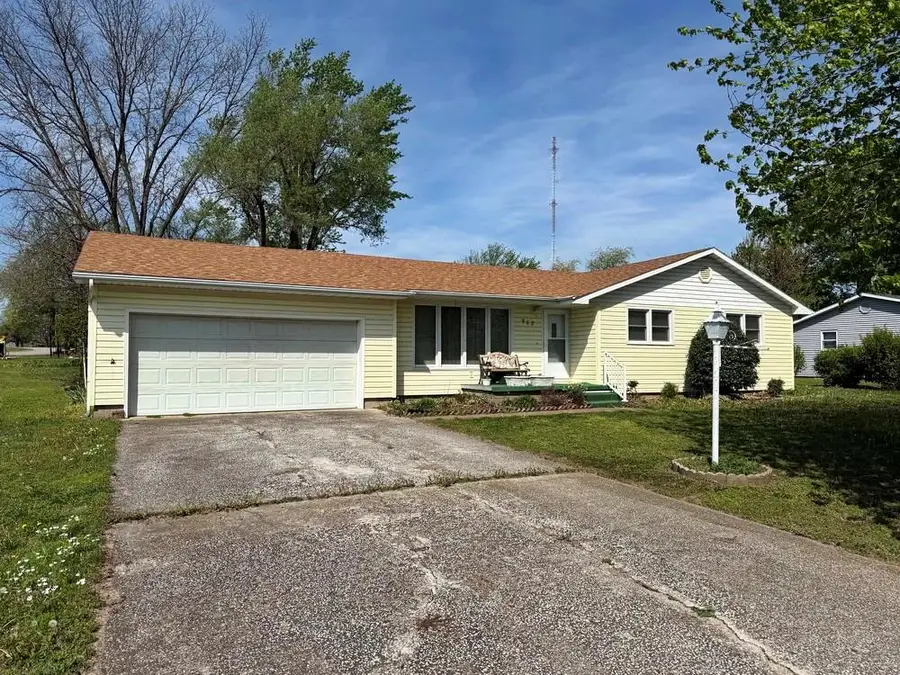 902 S First Street, El Dorado Springs, MO 64744 - #2