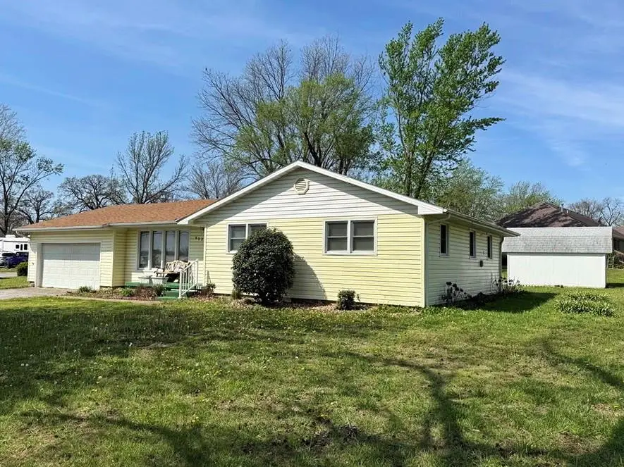 902 S First Street, El Dorado Springs, MO 64744 - #3