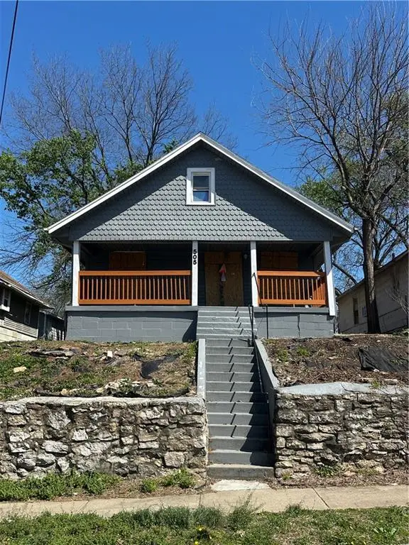 505 Wallace Avenue, Kansas City, MO 64125