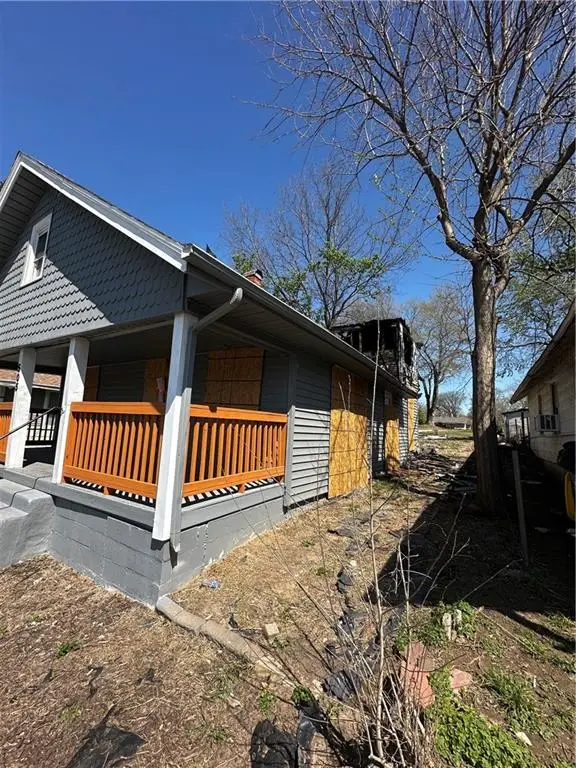 505 Wallace Avenue, Kansas City, MO 64125 - #2