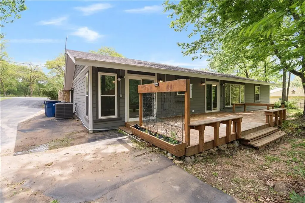 106 Oak Hills Drive, Coffeyville, KS 67337 - #1