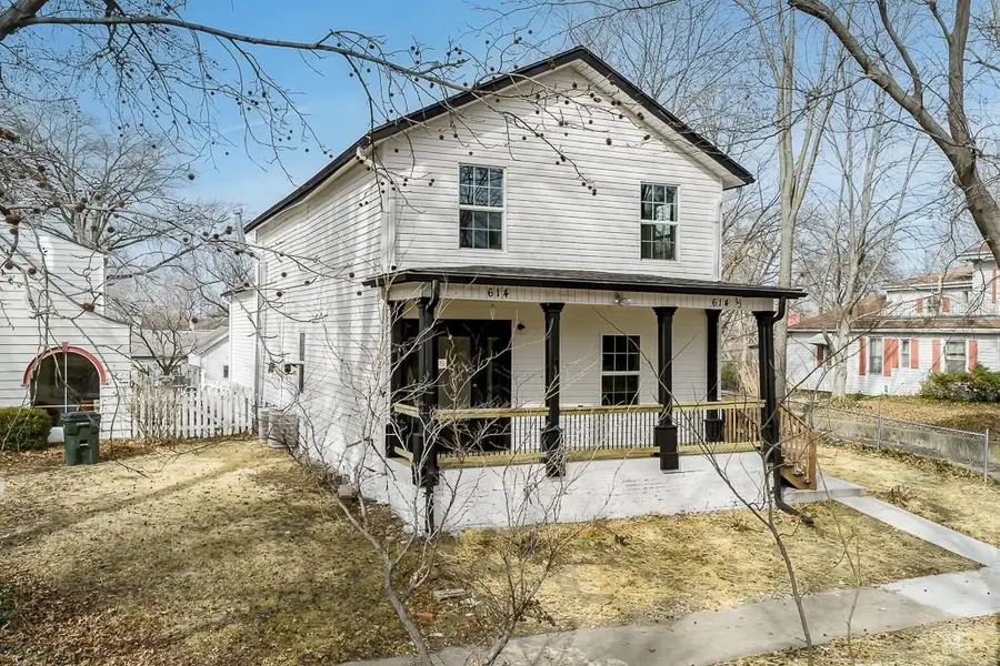 614 Chestnut Street, Leavenworth, KS 66048 - #2