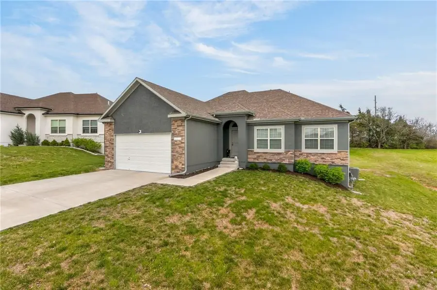 10010 Webster Avenue, Kansas City, KS 66109 - #2